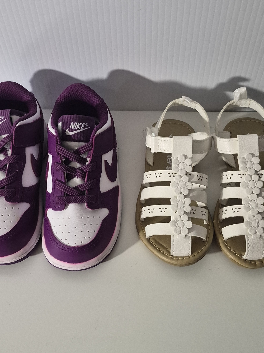 Nike Toddler Grape/White Nike Low Dunk Trainers & Carters White Sandals Bundle